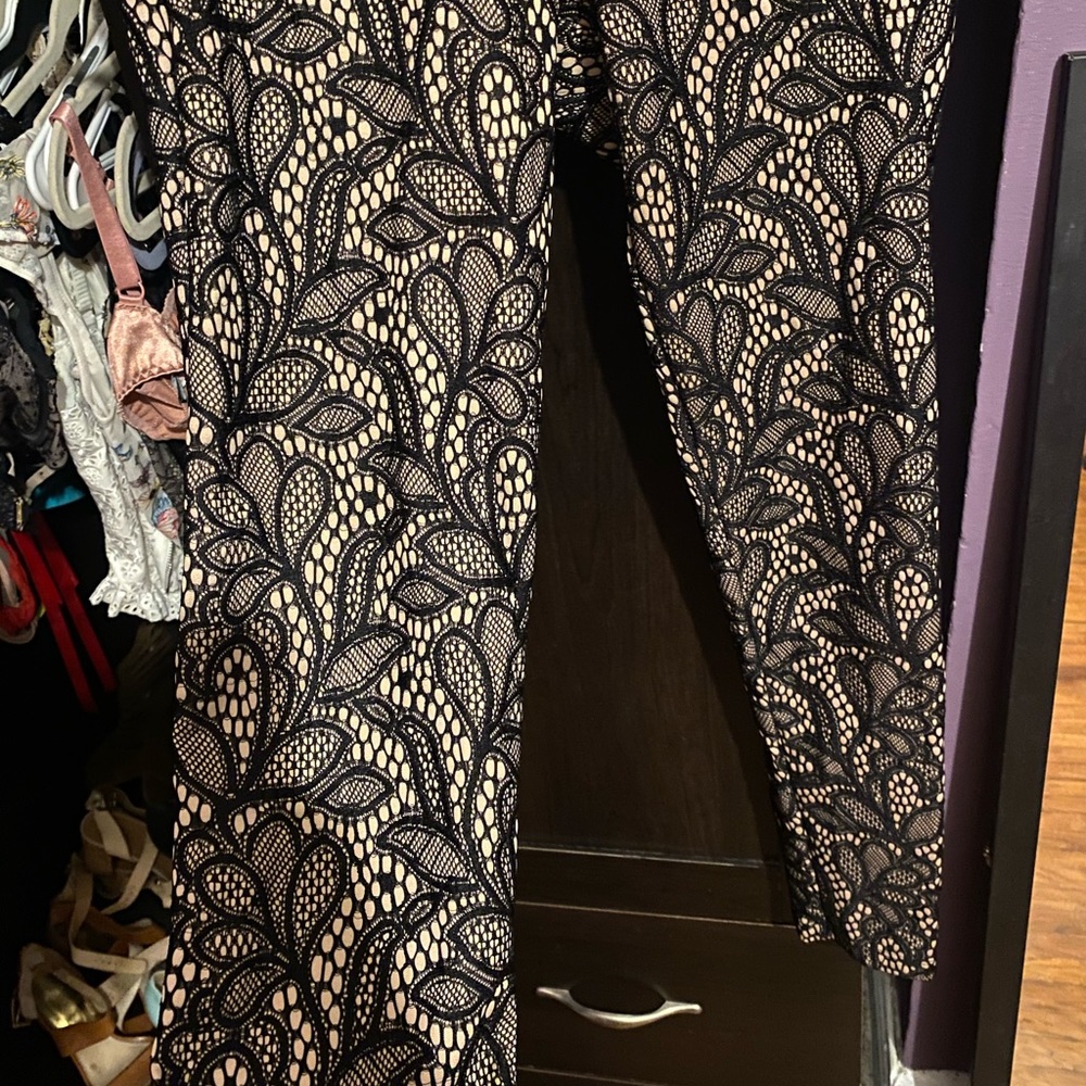 Guess high waisted lace leggings